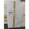 Image 1 : GE White Side By Side Ref/Freezer