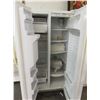 Image 3 : GE White Side By Side Ref/Freezer