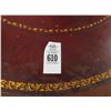 Image 2 : Mahogany Round Leather Inlay Coffee Table