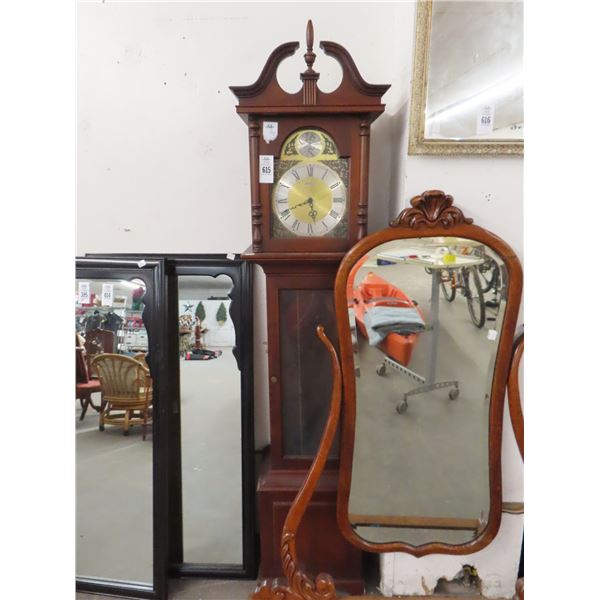 Approx. 5.5' Tempus Fugit Barwick Grandmother's Clock