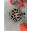 Image 1 : Cast Iron Lodge Large Pan, Cast Alum. Umbrella Base