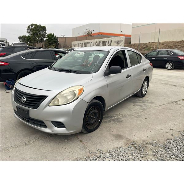 NISS VERSA 2012 L/S-DON