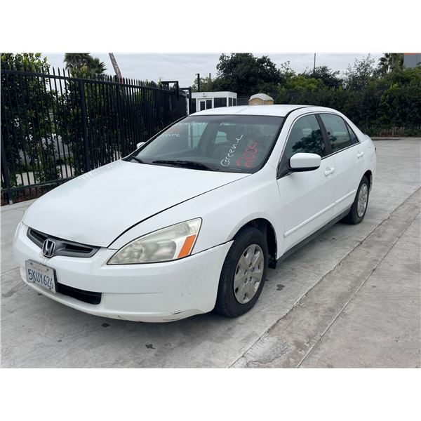 HOND ACCORD 2004 T-DONATION