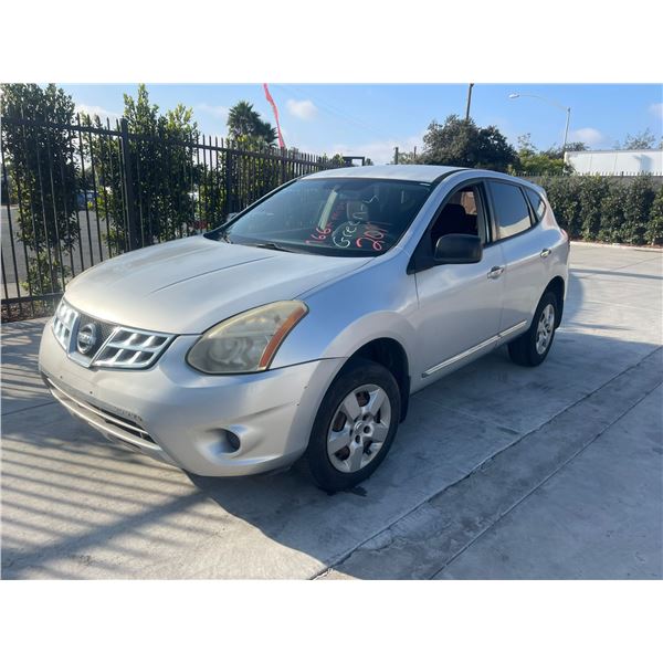 NISS ROGUE 2011 T-DONATION