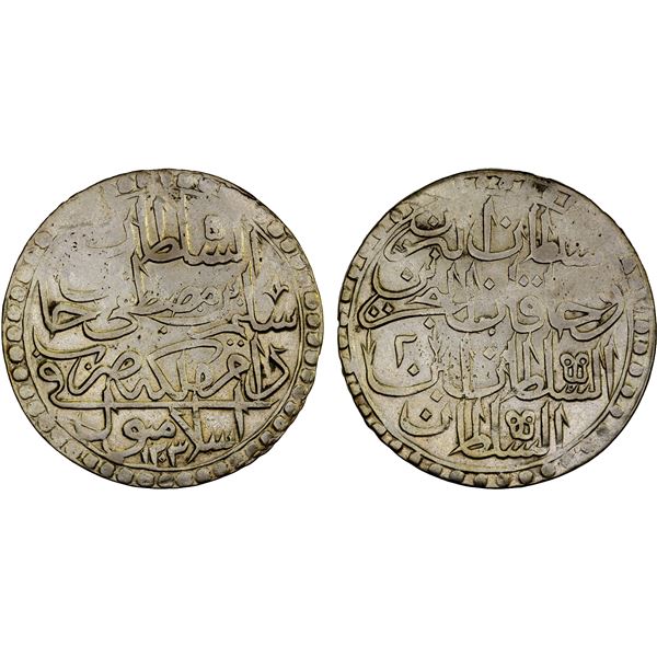 OTTOMAN TURKEY: Selim III, 1789-1807, AR 2 zolota (60 para). (18.32g), Islambul, AH1203 year 2, nice