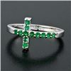 Image 2 : NEW 14k White Gold 0.25 ctw Round Green Emerald Curved Sideways Cross Band Ring