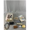 Image 1 : Nice Lot of Various Vintage Collectibles Jewelry, Clothes Brush, Etc