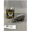 Image 2 : Golden Era Replicas Willy's Panel Truck Racing Car