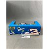 Image 2 : Revell Select Nascar 1/24 Diecast Racing Car in Box