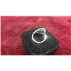 Image 2 : 10kt White Gold Ring Size 7 1/2 Total Weight 3.6 Grams 