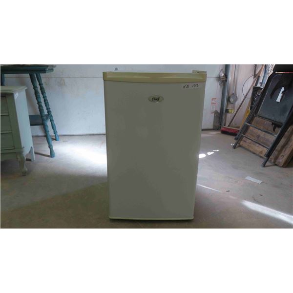 Masterchef Mini Fridge - No Shelves 