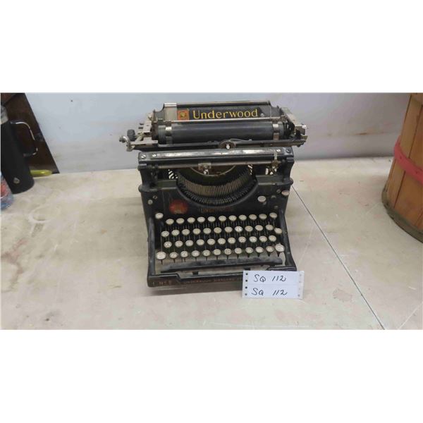 Underwood Manual Typewriter