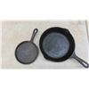 Image 4 : 4 Cast Iron Fry Pans 6'' + 9''