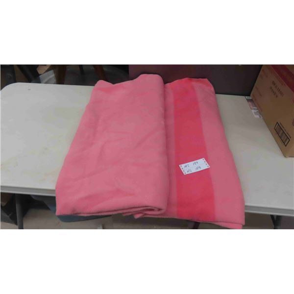 Trapper Point Wool Blanket Approx. 60'' x 80''