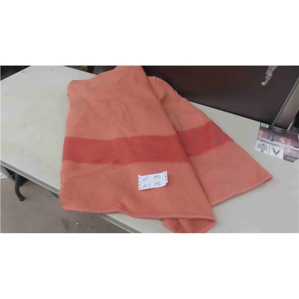 Trapper Point 100% Wool Blanket Approx. 90'' x 70'' 