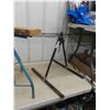 Image 4 : 3 Adjustable Stands (2) Roller (1) Stationary