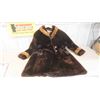 Image 5 : 3 Ladies Winter Coats with Fur Collar 