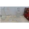 Image 4 : Bar Set: Glasses, Decanter, Ice Bucket & More
