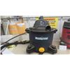 Image 2 : 2 Shop Vacs : Mastercraft 6.5 Gallon with Hose , Shop