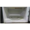 Image 3 : Danby Microwave Oven 1100 Watts