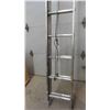 Image 4 : Aluminum Extension Ladder 