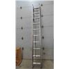 Image 5 : Aluminum Extension Ladder 