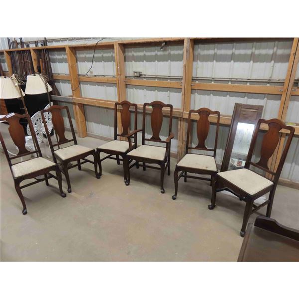 6 Walnut Dining Room Chairs (1) Captain 