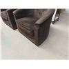 Image 3 : 2 Swivel Living Room Chairs 