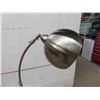 Image 2 : Modern Stainless Floor Lamp 