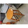 Image 9 : Maple Table 29'' x 40'' Across with (2) 10'' Leaves , 5 Chairs &
