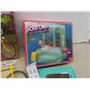 Image 4 : 2 Vintage Barbie Accessory Kits (1) Ten Speeder (1) Beauty Bath 