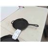 Image 6 : 2 Cast Frying Pans , Dutch Oven 