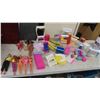 Image 1 : Barbie and the Rockers, High School Musical Barbies Furniture, Plus