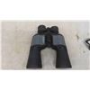 Image 5 : 2 Pairs of Binoculars 