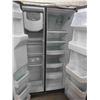 Image 5 : GE Side by Side Dark Stainless Fridge with Ice Maker and Water