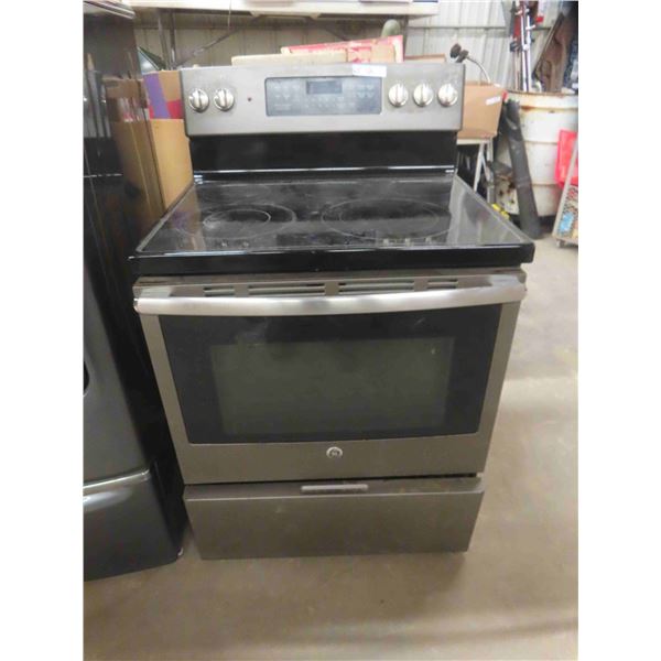GE Stove Stainless Dark Convectional Stove 