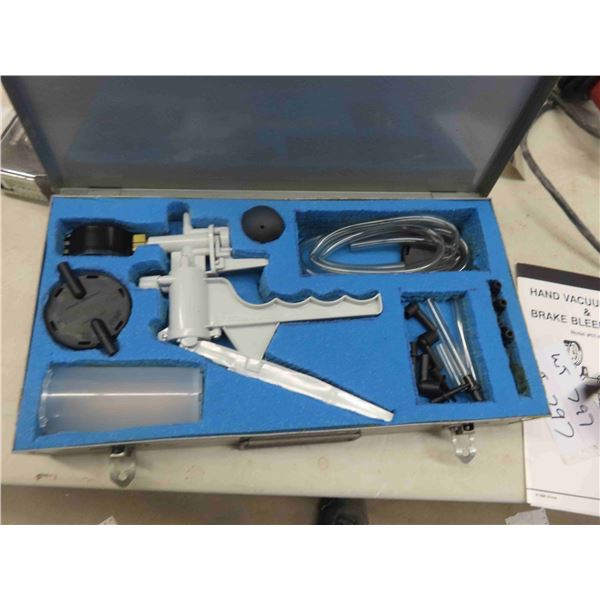 Hand Vacuum Pump Brake Bleeding Kit