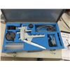 Image 1 : Hand Vacuum Pump Brake Bleeding Kit