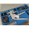 Image 3 : Hand Vacuum Pump Brake Bleeding Kit