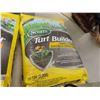 Image 7 : (2) 40lbs Bags of Scotts Turf Builder Weed and Feed 
