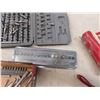 Image 8 : Pick Set, Hemostat Set, Screw Bits, Wrench, Plus