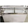 Image 1 : MASTERBILT 12 TUB ICE CREAM DISPLAY FREEZER