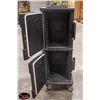 Image 2 : CAMBRO DOUBLE BLACK FOOD CARRIER ON CASTORS