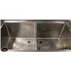 Image 2 : MKE COMMERCIAL DOUBLE SINK W/ S/S DISH TABLE &