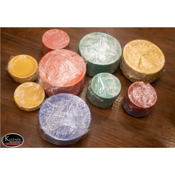 ASSORTED MELAMINE PLATES & DIVIDED PLATES