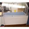 Image 3 : CUSTOM CABINET W/ PLASTIC SNEEZE GUARD & UNDER