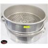 Image 1 : 2 PIECE ALUMINUM STEAMER BASKET