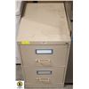 Image 1 : 2 DRAWER METAL FILEING CABINET