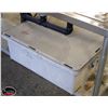 Image 3 : 72" S/S PREP TABLE W/ DOUBLE WELL SINK, GREASE