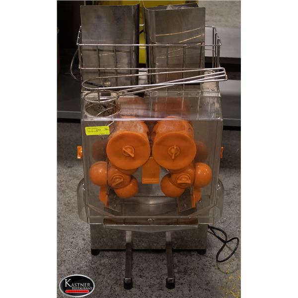 ORANGE JUICER